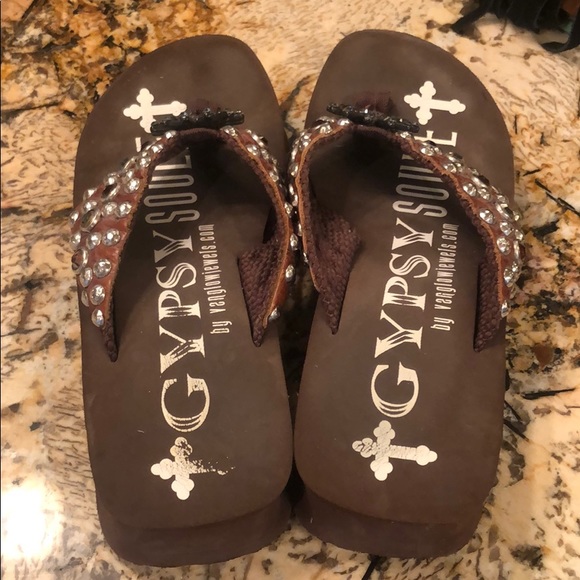 Gypsy Soule Flip Flops - 6.5 - Picture 2 of 4